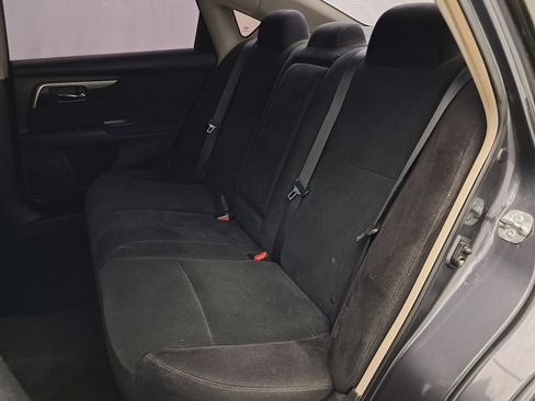 Used 2013 Nissan Altima 2.5 SV w/ 2.5SV Convenience Pkg image 21