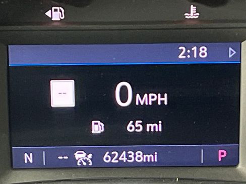 Used 2020 Chevrolet Equinox Premier image 42