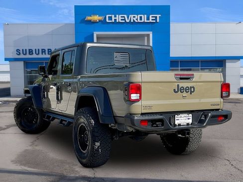 Used 2020 Jeep Gladiator Sport AWD/4WD image 3