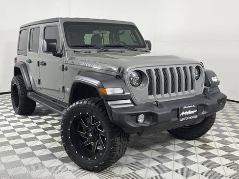 Used 2020 Jeep Wrangler Unlimited Sport S image 2