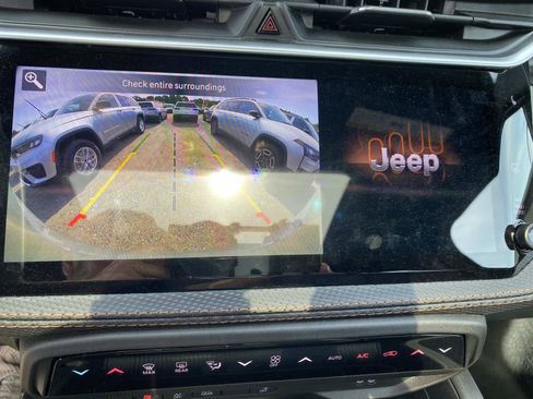 New 2026 Jeep Cherokee Limited AWD/4WD image 11