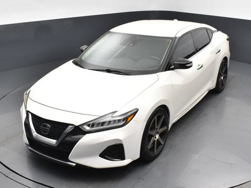 Used 2020 Nissan Maxima 3.5 SV w/ Floor Mat Group FWD image 19