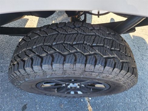 Used 2023 Ford F150 XLT image 12