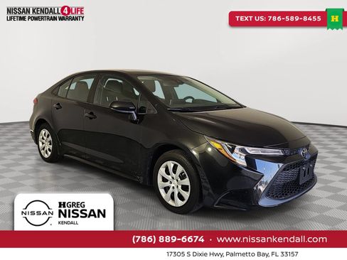 Used 2021 Toyota Corolla LE FWD image 1