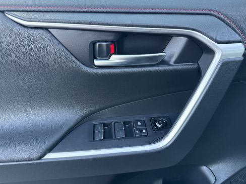 Used 2025 Toyota RAV4 XSE image 8