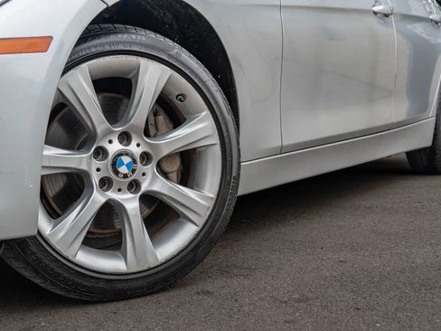 Used 2015 BMW 335i xDrive Sedan AWD/4WD image 10