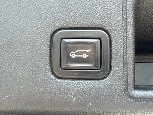 Used 2021 GMC Terrain SLT FWD image 14