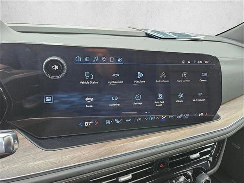 Used 2025 Chevrolet Tahoe High Country image 19