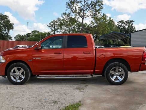 Used 2009 Dodge Ram 1500 Truck Sport image 2