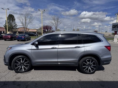 Used 2021 Honda Pilot Touring image 5
