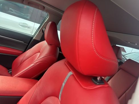 Used 2018 Toyota Camry XSE w/ Driver Assist Package image 6