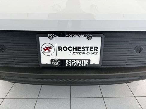 New 2026 Chevrolet Equinox EV LT image 40