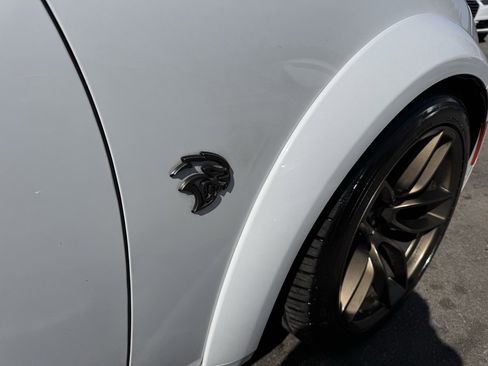 Used 2021 Dodge Charger SRT Hellcat w/ Harman/Kardon Audio Group image 5