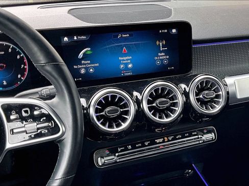 Certified 2022 Mercedes-Benz GLB 250 4MATIC image 6