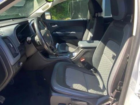 Used 2020 Chevrolet Colorado Z71 RWD image 3