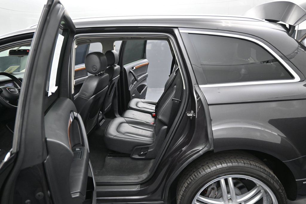 Used 2015 Audi Q7 3.0T Premium Plus w/ Premium Plus Package AWD/4WD image 13