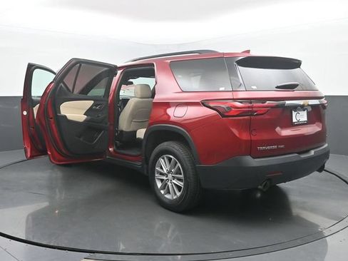 Used 2022 Chevrolet Traverse LT AWD/4WD image 55