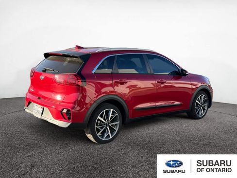 Used 2020 Kia Niro Touring image 5