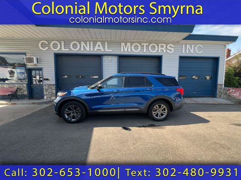 Used 2022 Ford Explorer XLT w/ Equipment Group 202A AWD/4WD image 1