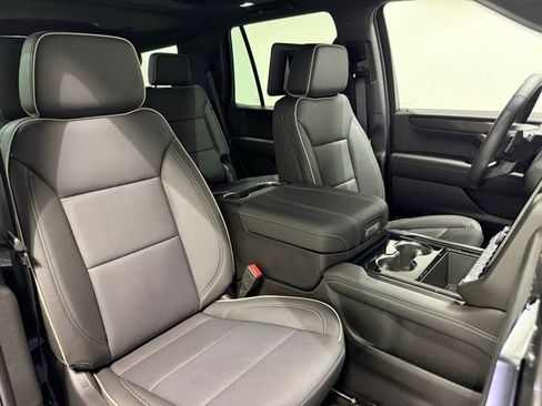 New 2026 GMC Yukon Elevation w/ Elevation Premium Package AWD/4WD image 36