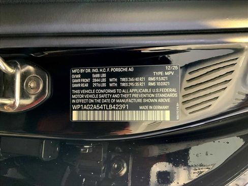 New 2026 Porsche Macan S image 23