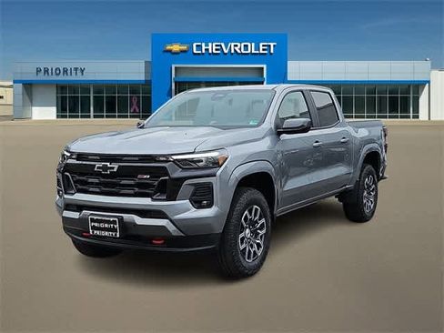 New 2025 Chevrolet Colorado Z71 image 1