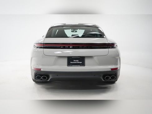 New 2025 Porsche Panamera 4 image 11