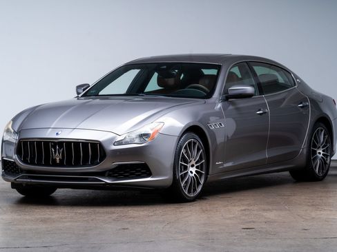 Used 2017 Maserati Quattroporte S GranLusso Q4 AWD/4WD image 3