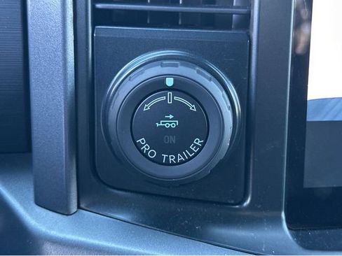 Used 2025 Ford F150 XLT w/ Equipment Group 302A MID image 31