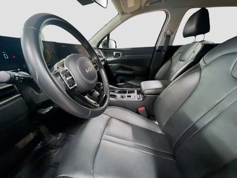 Certified 2024 Kia Sorento S image 22