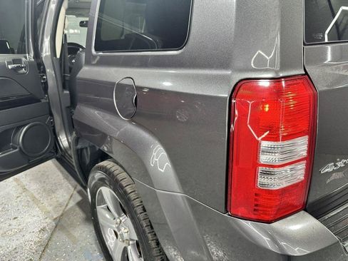 Used 2016 Jeep Patriot High Altitude AWD/4WD image 27