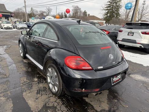 Used 2014 Volkswagen Beetle TDI image 4