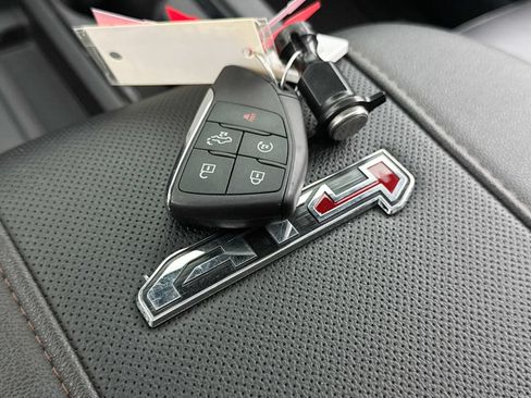 Used 2024 GMC Sierra 2500 AT4 w/ AT4 Premium Plus Package AWD/4WD image 40