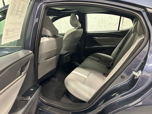 Used 2026 Toyota Camry SE FWD image 45