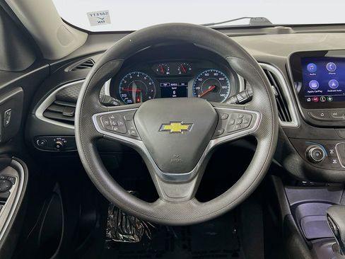 Used 2023 Chevrolet Malibu LS FWD image 11