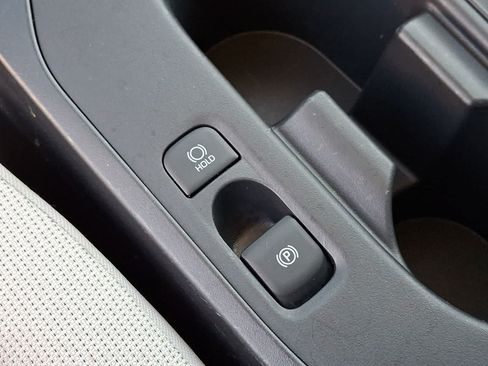Used 2024 Toyota Corolla LE FWD image 28