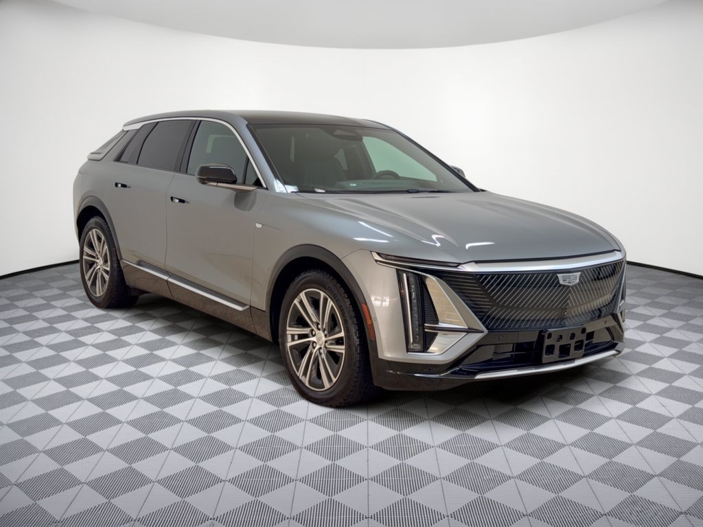 Used 2024 Cadillac Lyriq Luxury RWD image 7