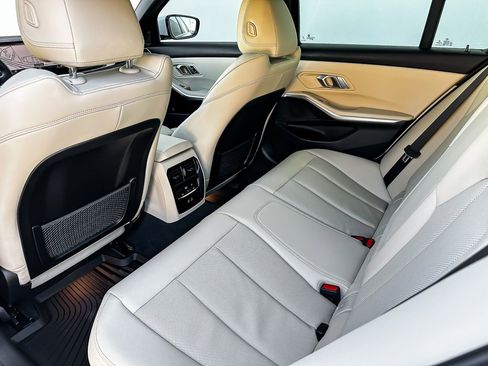 Certified 2023 BMW 330i Sedan w/ Premium Package image 27