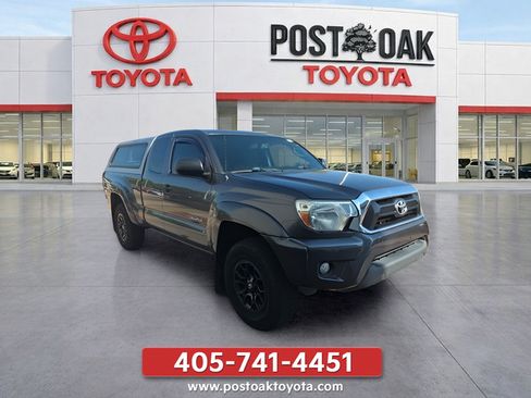 Used 2013 Toyota Tacoma PreRunner RWD image 9