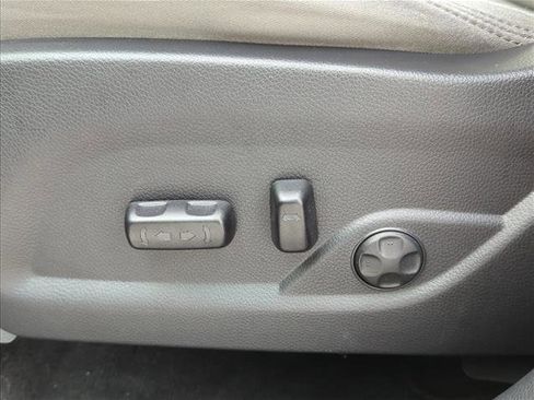 Used 2014 Hyundai Santa Fe Sport w/ Popular Equipment Package 02 image 9