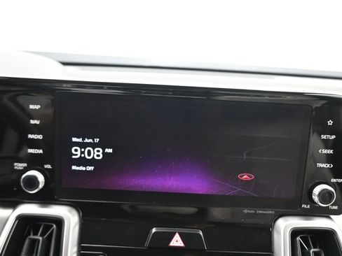 Used 2023 Kia Sorento S FWD image 16