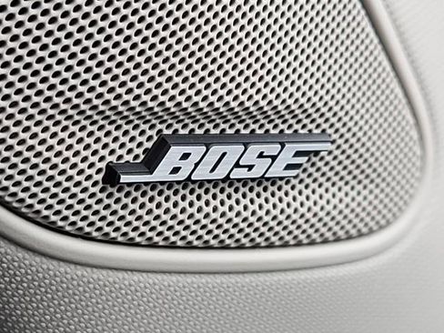 Used 2023 Honda Pilot Elite image 25