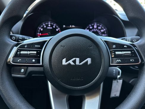 Used 2023 Kia Forte LXS image 20