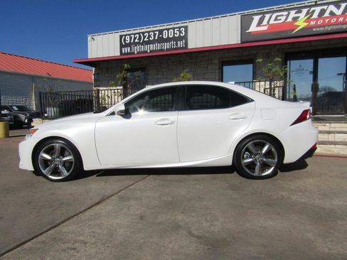 Used 2015 Lexus IS 350 image 2