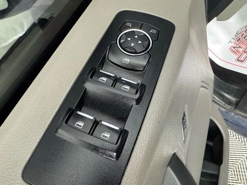 Used 2015 Ford F150 XLT w/ Equipment Group 301A Mid image 35