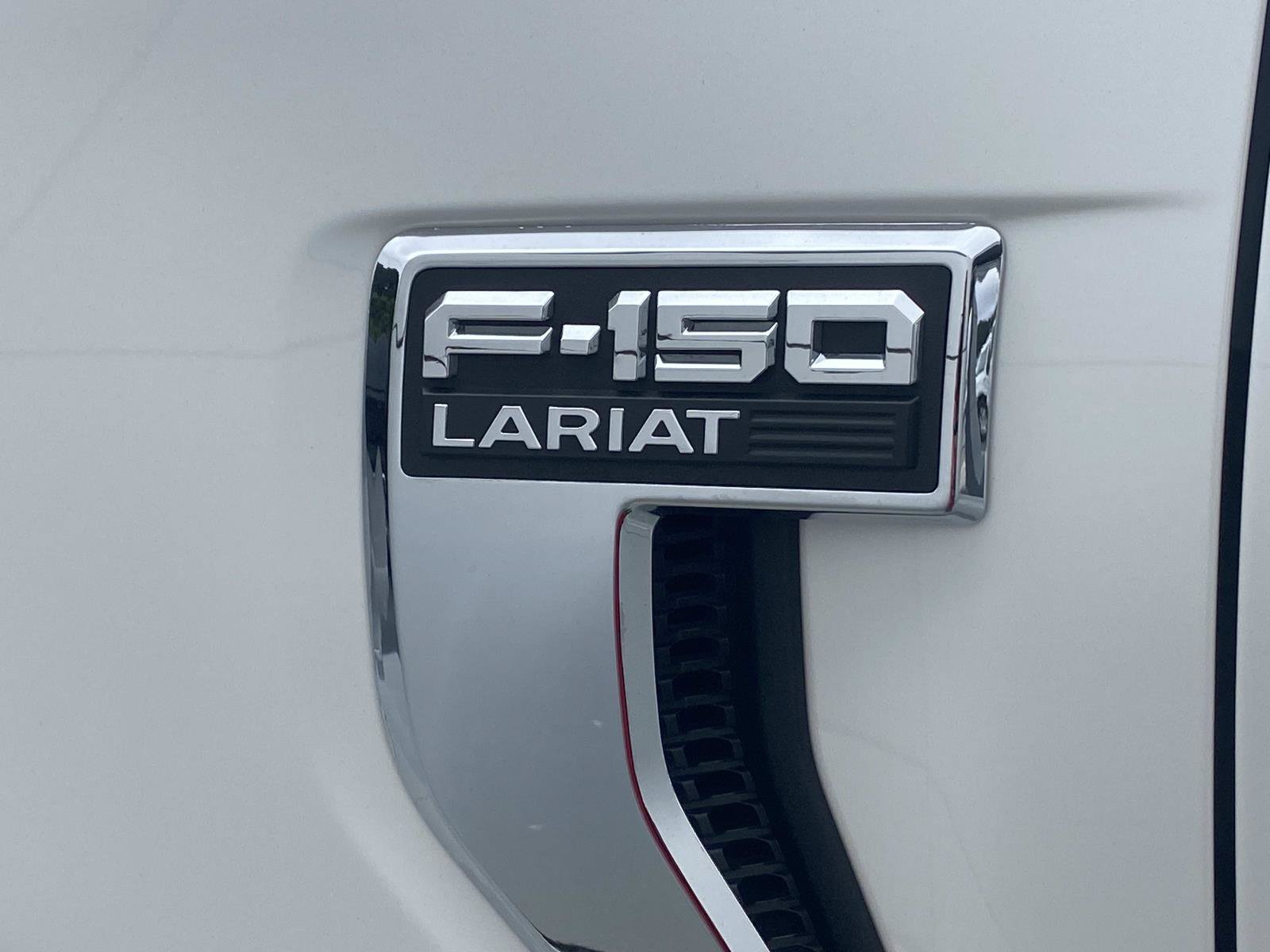 Used 2021 Ford F150 Lariat w/ Equipment Group 502A High AWD/4WD image 9