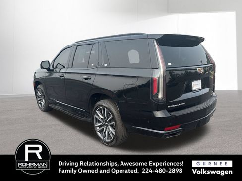 Used 2023 Cadillac Escalade Sport AWD/4WD image 6