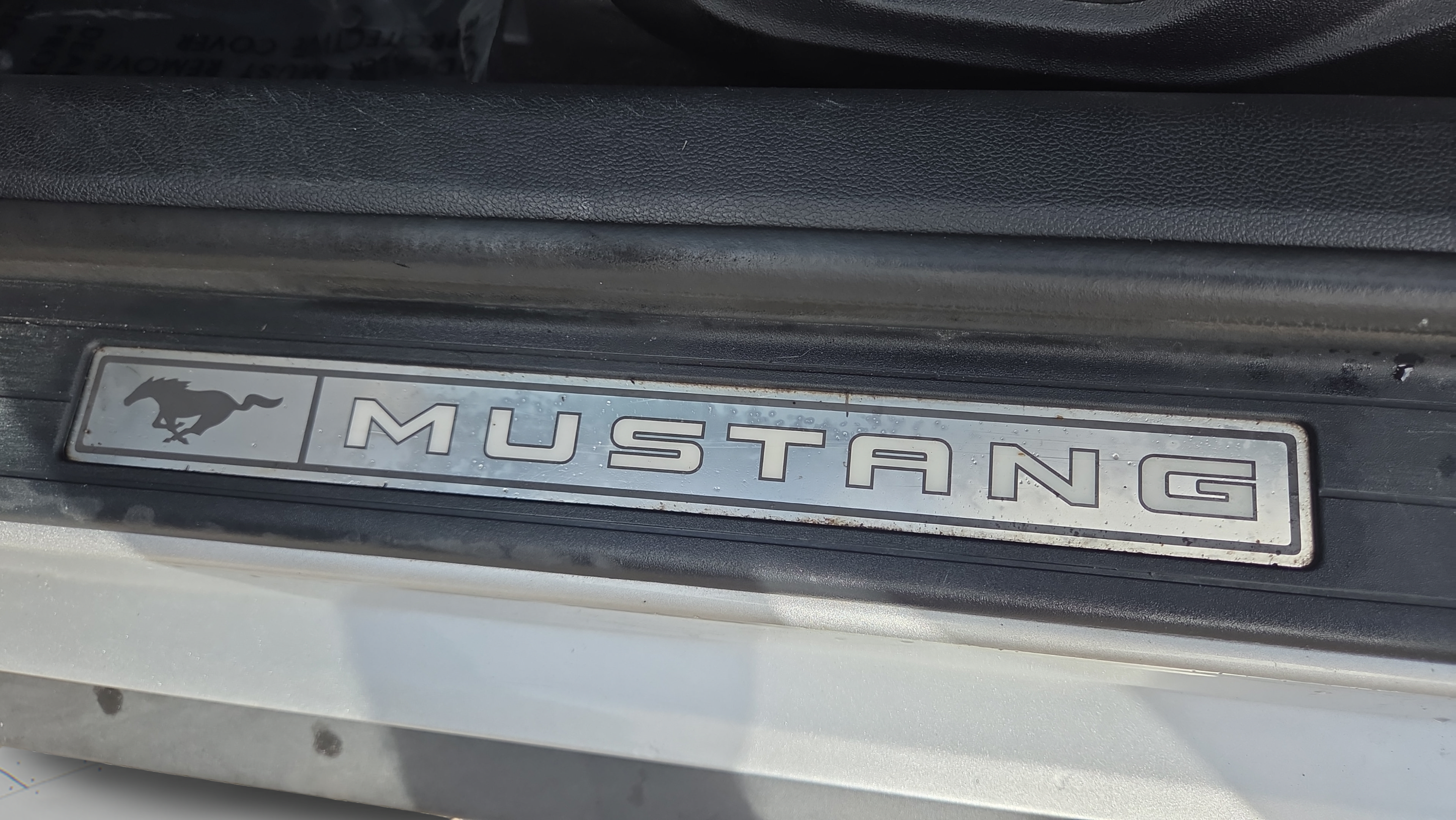 Used 2016 Ford Mustang Premium RWD image 18