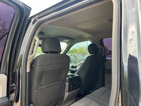 Used 2017 Ford F150 XL w/ Equipment Group 101A Mid RWD image 16