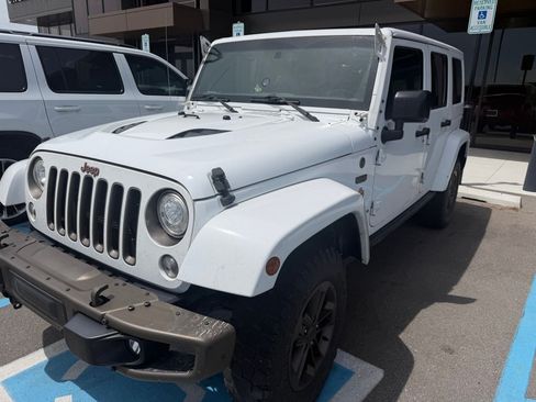 Used 2017 Jeep Wrangler Unlimited Sahara AWD/4WD image 2